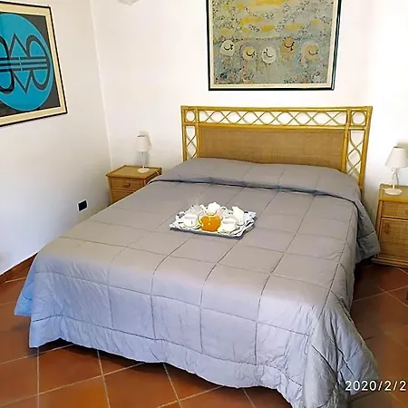 Bed & Breakfast L'albicocco 3*